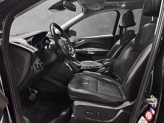 Ford Kuga 11 of 30