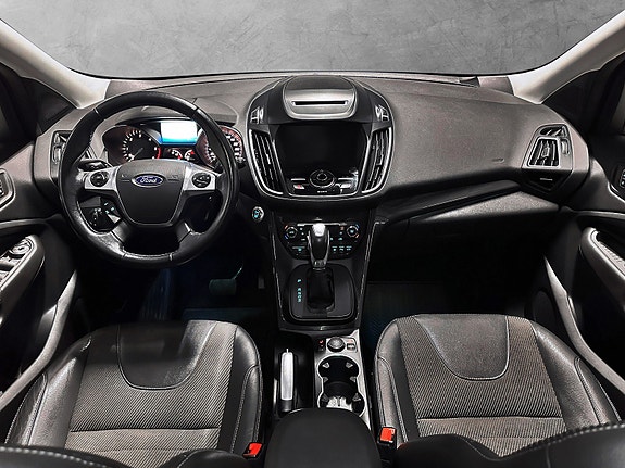 Ford Kuga 18 of 30