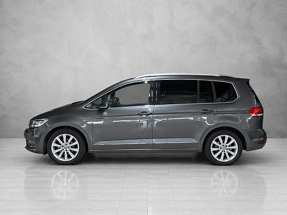Volkswagen Touran 9 of 30