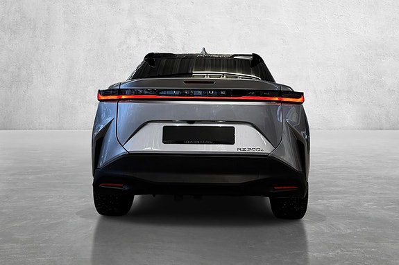 Lexus Rz300E 2025 photo 4
