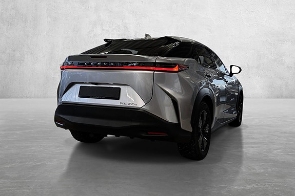 Lexus Rz300E 2025 photo 5