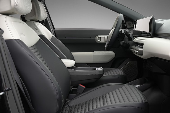 Kia EV4 7 of 29