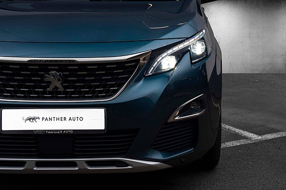 Peugeot 5008 4 of 5