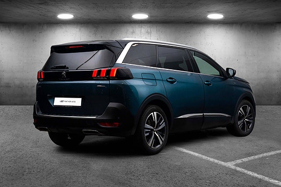 Peugeot 5008 5 of 5