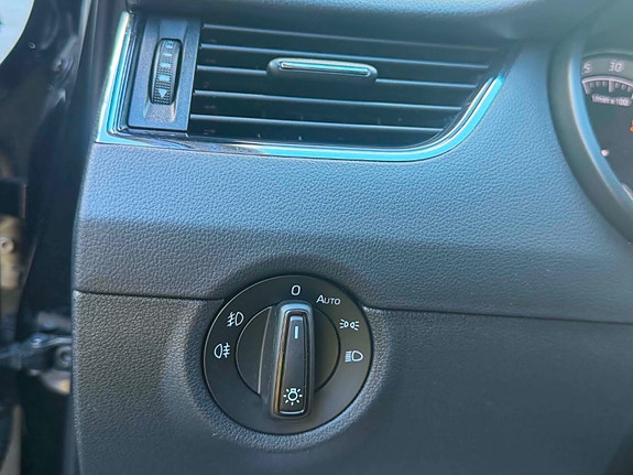 Skoda Octavia Scout 19 of 23