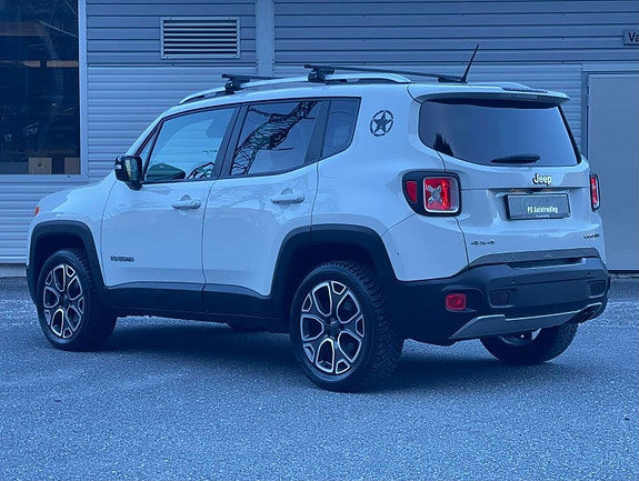 Jeep Renegade 4 of 5