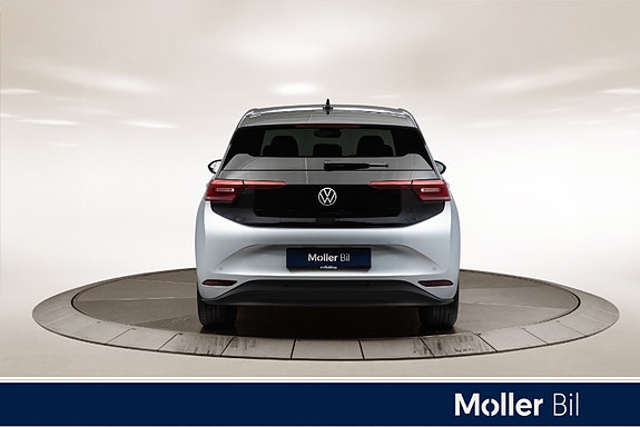 Volkswagen ID.3 4 of 26