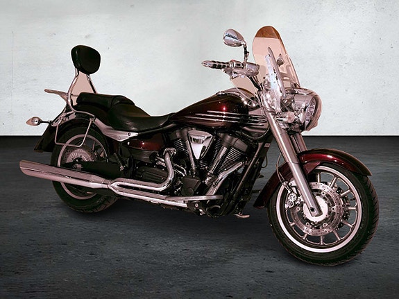 Yamaha Xv 1900 Midnight Star 2 of 5