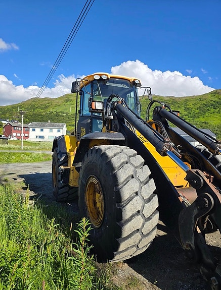 JCB 456E 3 of 5