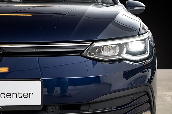 Volkswagen Golf 3 of 5