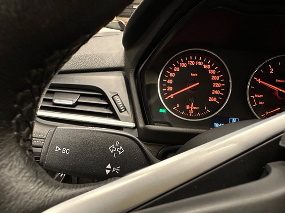 BMW 214d 15 of 30