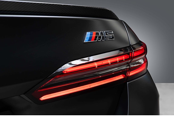BMW M5 21 of 30