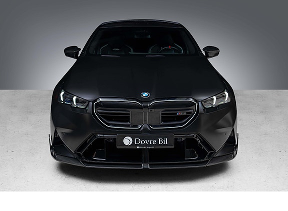 BMW M5 6 of 30
