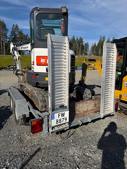 Bobcat E26 3 of 5