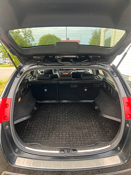 Toyota Auris 12 of 19