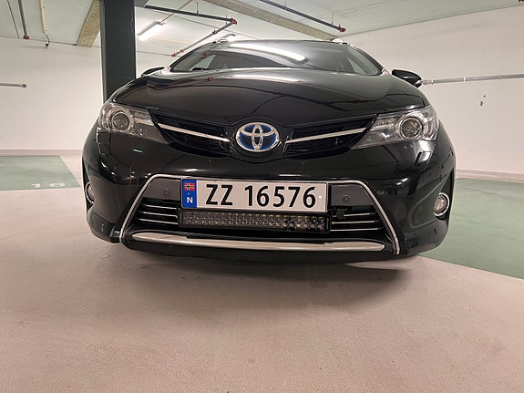 Toyota Auris 9 of 19