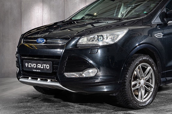 Ford Kuga 2 of 5