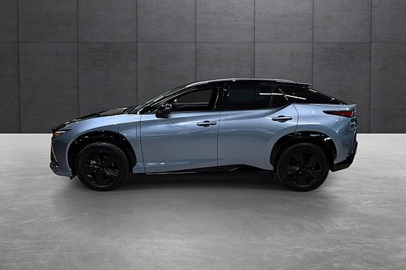 Lexus RZ450e 2 of 20