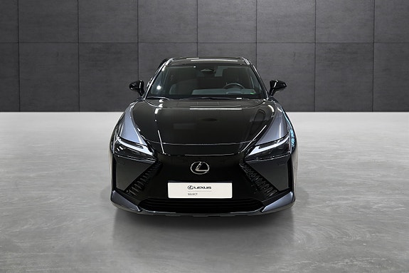 Lexus RZ450e 8 of 21