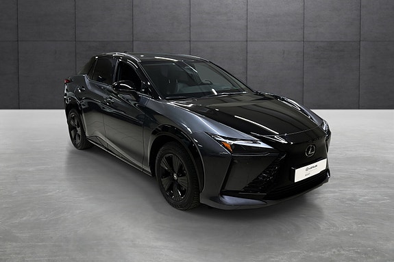Lexus RZ450e 7 of 21