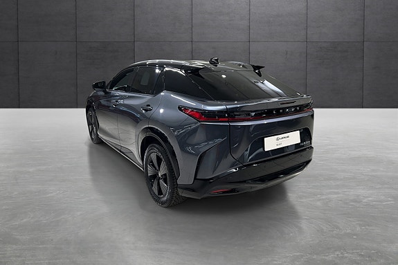 Lexus RZ450e 3 of 21