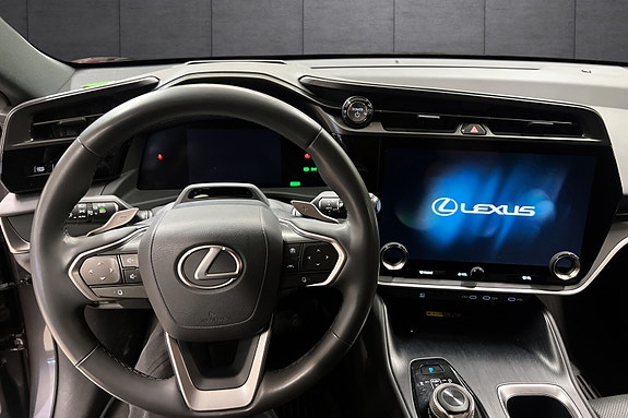 Lexus RZ450e 12 of 21
