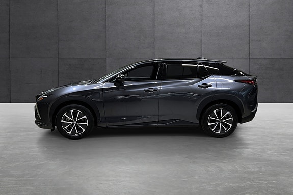 Lexus RZ450e 3 of 22