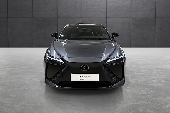 Lexus RZ450e 9 of 22