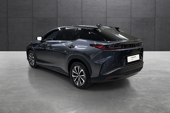 Lexus RZ450e 4 of 22