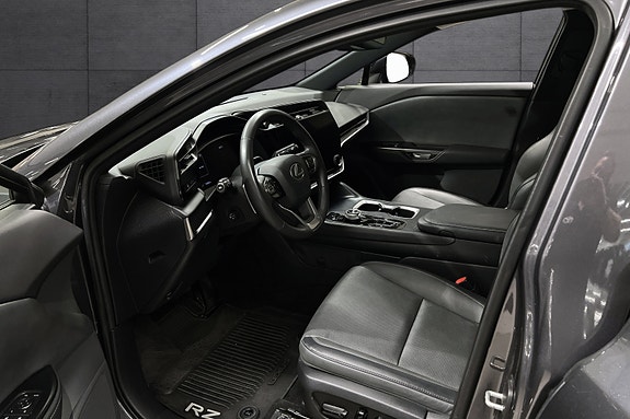 Lexus RZ450e 12 of 22