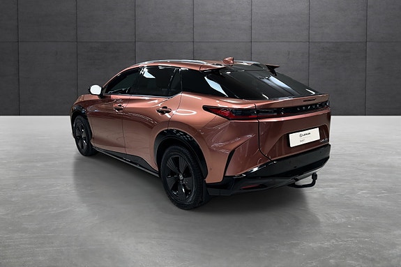 Lexus Rz450E 2024 photo 3