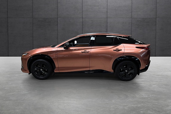 Lexus Rz450E 2024 photo 2