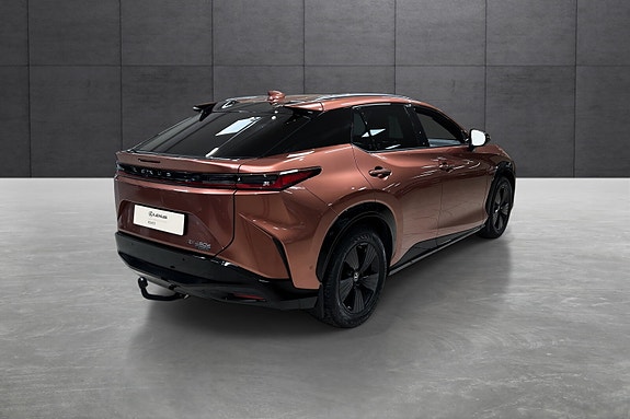 Lexus Rz450E 2024 photo 5