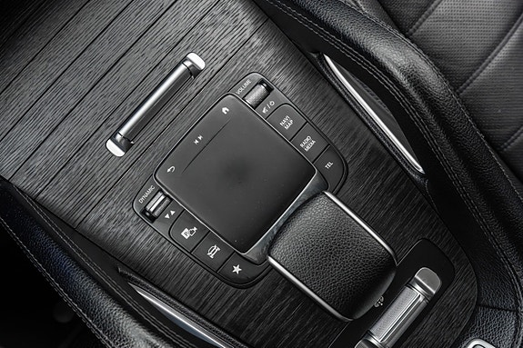 Mercedes-Benz GLS400 d 24 of 30