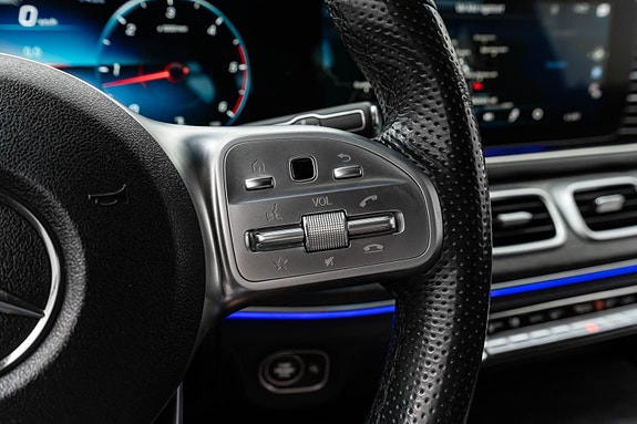 Mercedes-Benz GLS400 d 16 of 30