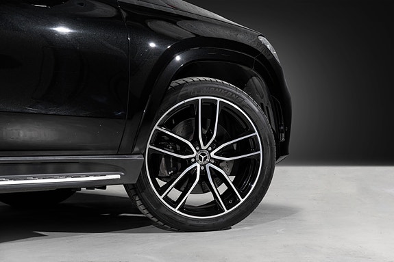 Mercedes-Benz GLS400 d 11 of 30