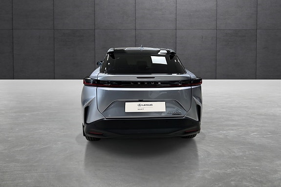 Lexus Rz450E 2024 photo 4
