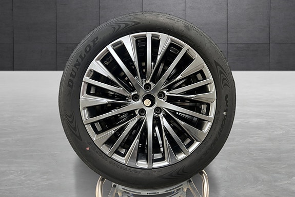 Lexus RZ450e 21 of 21