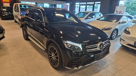 Mercedes-Benz GLC350 e 3 of 5