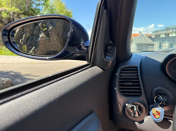 Porsche Boxster 18 of 30