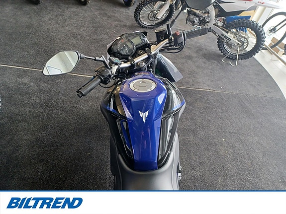 Yamaha MT-03 3 of 5