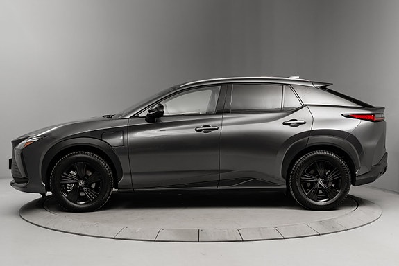 Lexus RZ450e 2 of 30