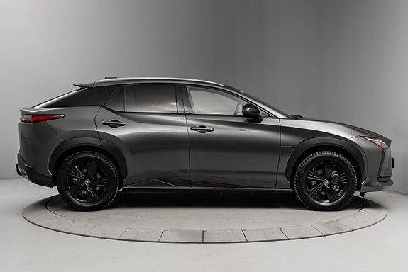 Lexus RZ450e 5 of 30