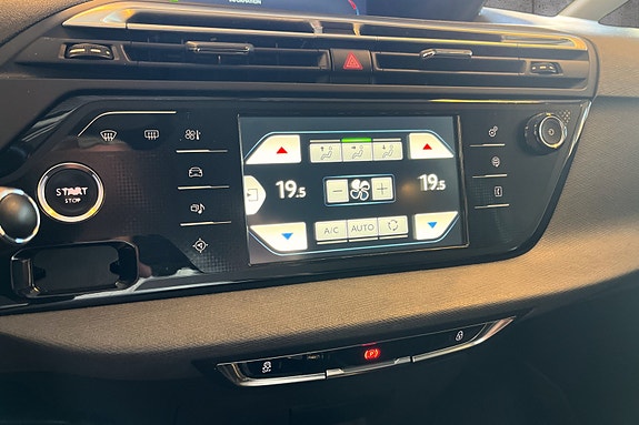 Citroen C4 Picasso 12 of 16