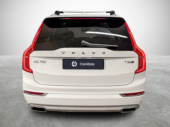 Volvo XC90 4 of 28