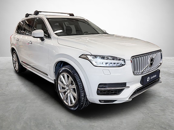 Volvo XC90 7 of 28