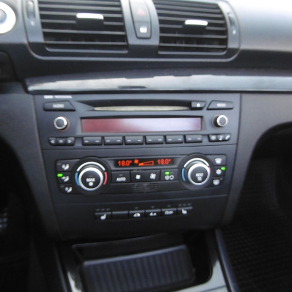 BMW 120i 21 of 28