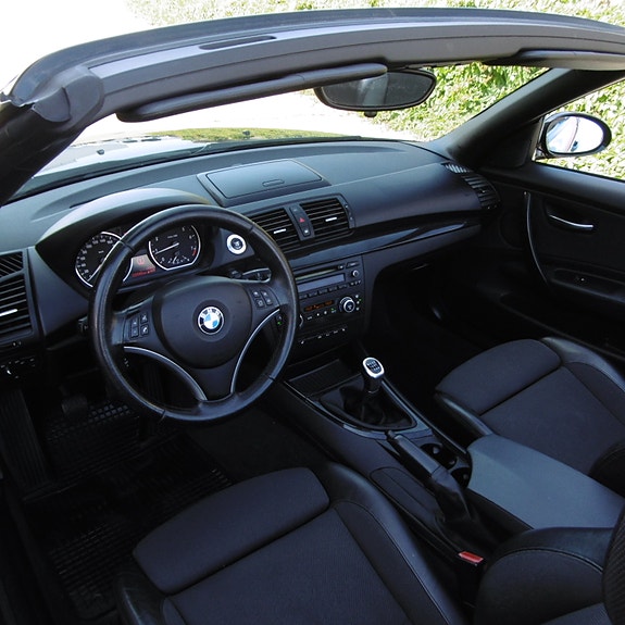 BMW 120i 15 of 28