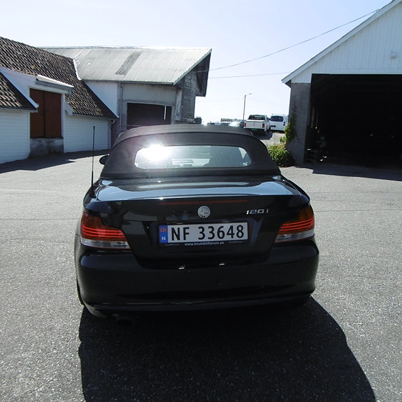 BMW 120i 28 of 28