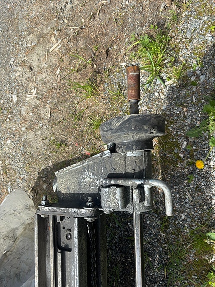 Sandvik commando 2 of 12
